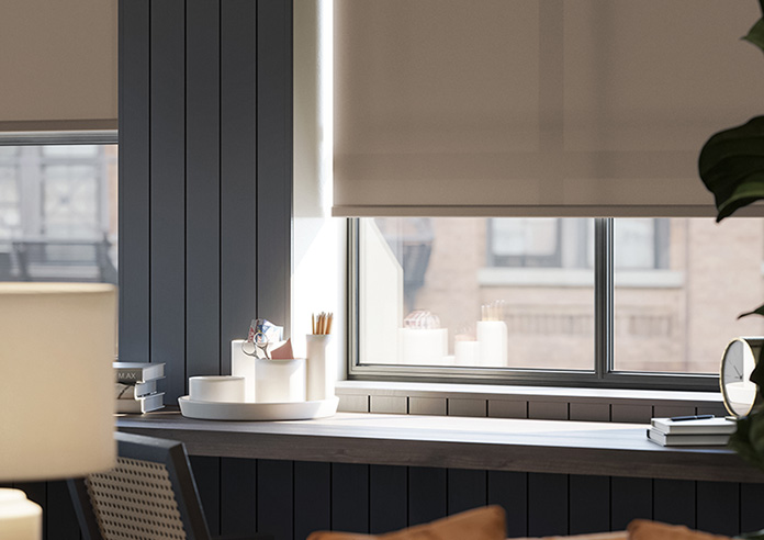 Roma, Smoke Brown - Roller Blind - Image 5